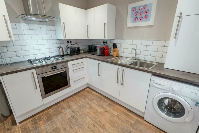 4 Bedroom House To Rent In Molyneux Road, L6
