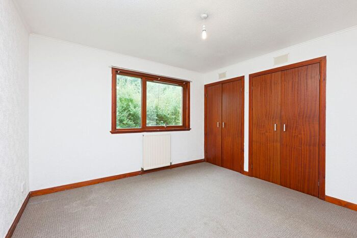 2 Bedroom Detached Bungalow For Sale In New Trows Road, Lanark, ML11