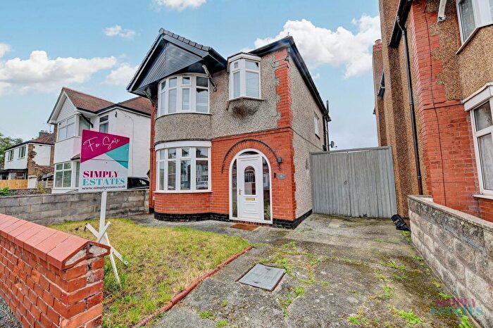 3 Bedroom Detached House For Sale In Grove Park Avenue, Rhyl, LL18