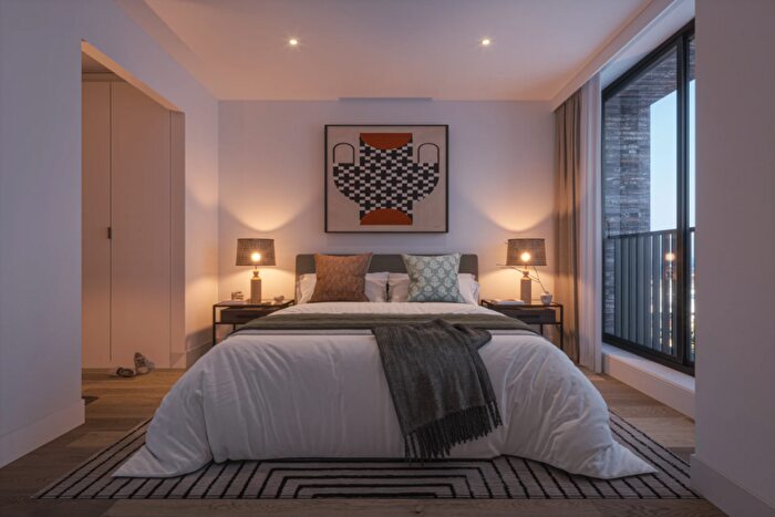 3 Bedroom Apartment For Sale In Trinity Way, Salford, M3