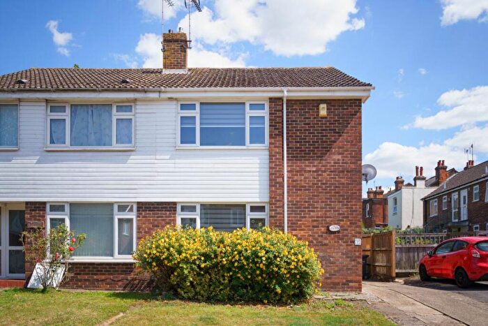 5 Bedroom House To Rent In College Road, Canterbury, CT1