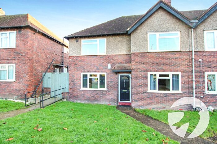 2 Bedroom Maisonette For Sale In Westhorne Avenue, London, SE9