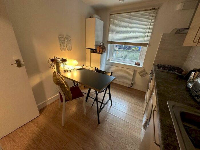 Apartment To Rent In Richmond Road, London, E8