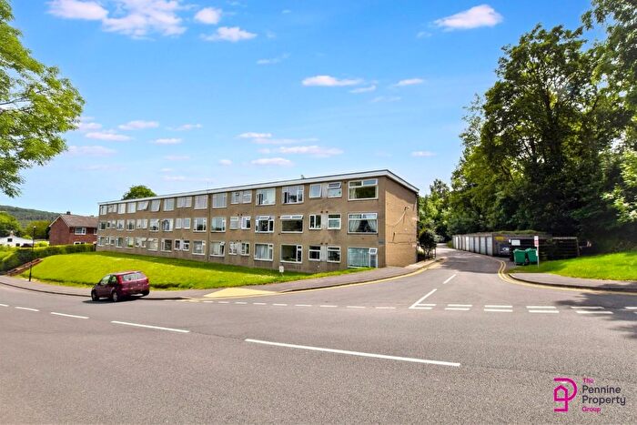 2 Bedroom Flat To Rent In The Greenway, Carr Road, Deepcar, S36
