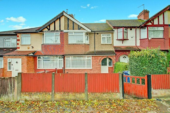 3 Bedroom Terraced House For Sale In Whitton Avenue West, Greenford, UB6