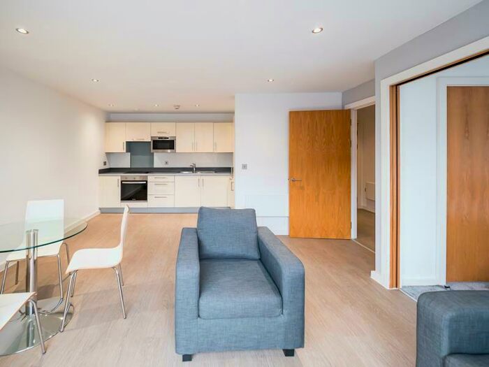 2 Bedroom Apartment To Rent In Apt G. :: Flint Glass Wharf, M4