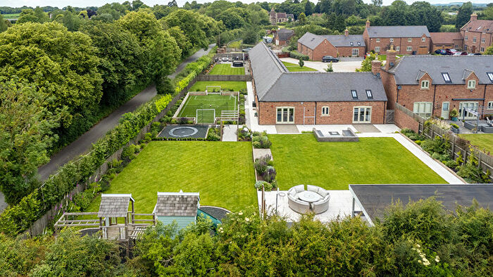 7 Bedroom Detached House For Sale In Cadeby Court Sutton Lane Cadeby Nuneaton, Leicestershire, CV13