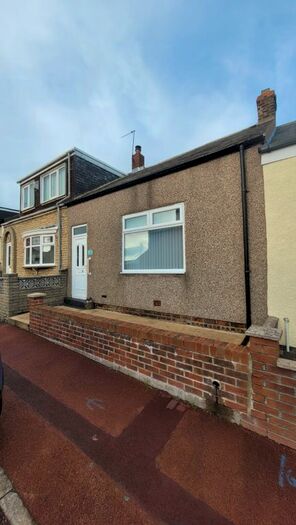 2 Bedroom Bungalow To Rent In Julius Caesar Street, Sunderland, SR5