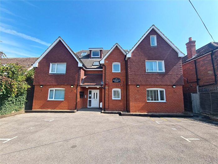 1 Bedroom Apartment For Sale In Reading Road, Winnersh, Wokingham, Berkshire, RG41