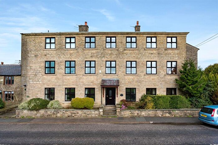 4 Bedroom Mews For Sale In Bridge Cottage, Hawkshaw, BL8