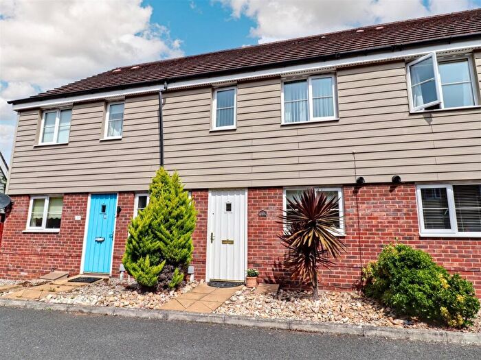 3 Bedroom Terraced House For Sale In Rose Avenue, Costessey, NR8