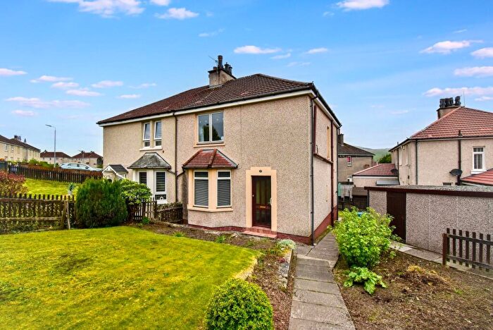 3 Bedroom Semi-Detached House For Sale In St. Mirrens Road, Kilsyth, G65