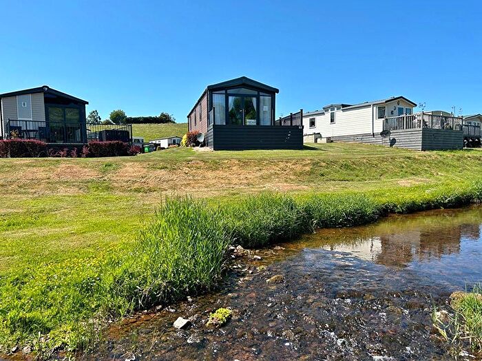 2 Bedroom Mobile/park Home For Sale In Blackadder Caravan Park, Bank Street, Greenlaw, Duns, TD10
