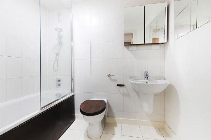 1 Bedroom Flat To Rent In Lant Street, London, SE1