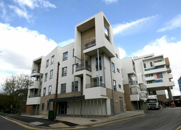 1 Bedroom Flat To Rent In Glenalmond Avenue, Cambridge, CB2