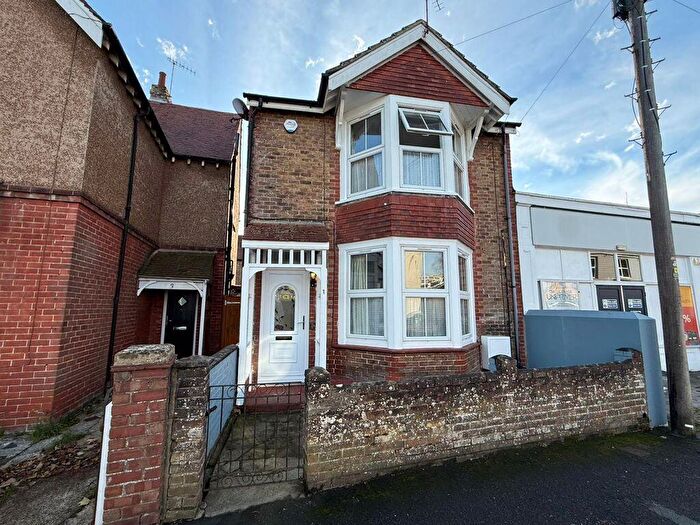 3 Bedroom Detached House To Rent In Glamis Street, Bognor Regis, PO21