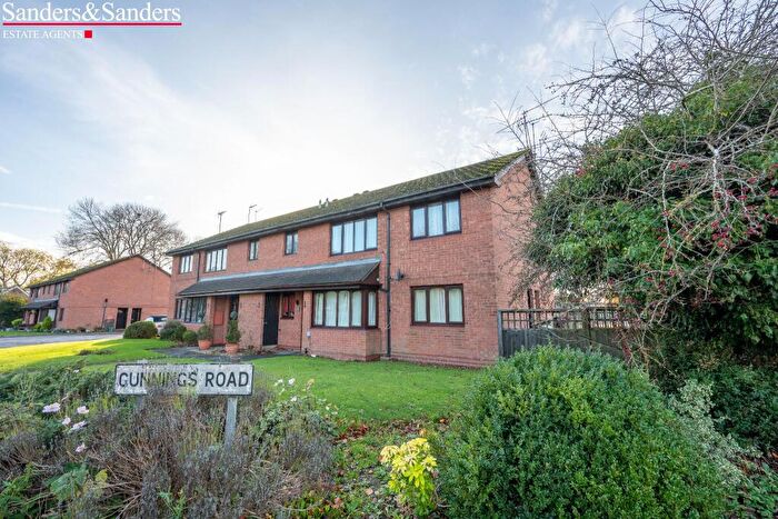 1 Bedroom Apartment For Sale In Gunnings Road, Alcester, B49