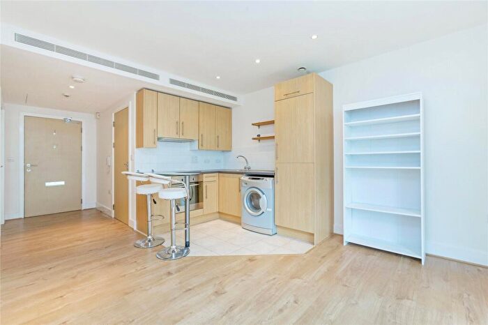 Apartment To Rent In Warwick Building, Queenstown Road, London, SW11