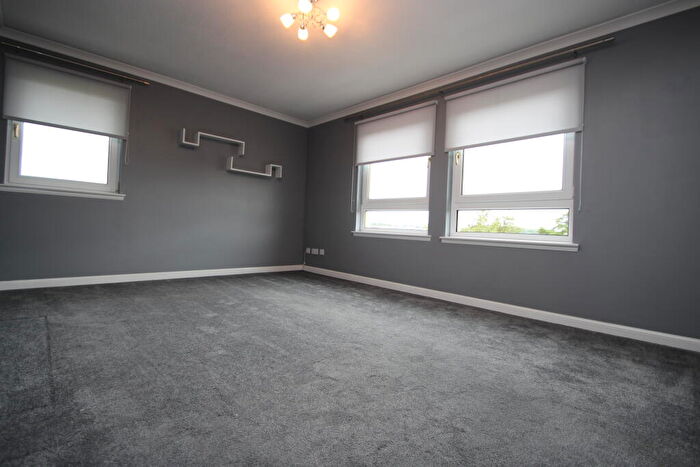 2 Bedroom Flat To Rent In Hutton Drive, East Kilbride, G74