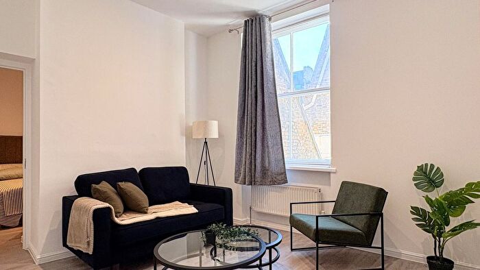 1 Bedroom Flat To Rent In Earl's Court Road, SW5
