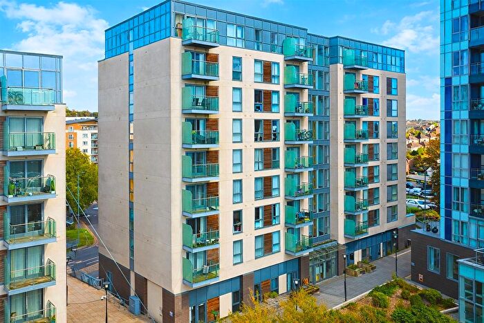 1 Bedroom Flat For Sale In Town Centre, Hemel Hempstead, HP1