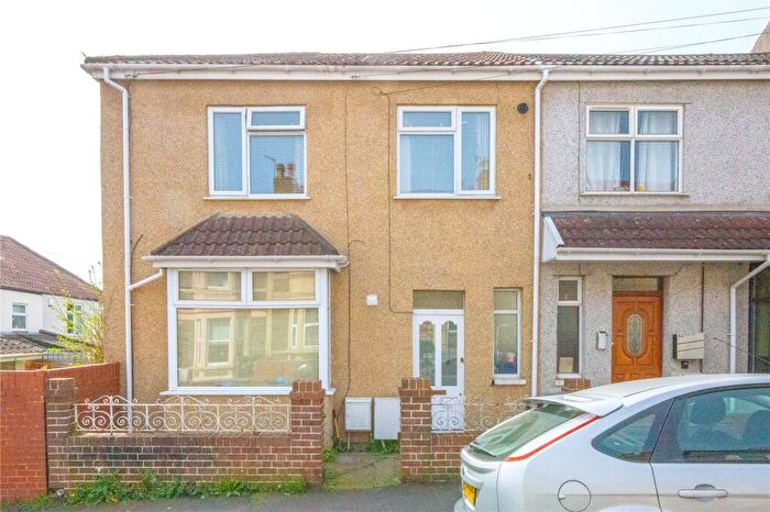 2 Bedroom Apartment For Sale In Boston Road, Bristol, BS7