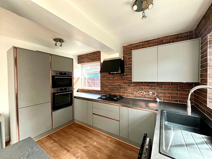 3 Bedroom Property To Rent In Laneside Road, Manchester, M20