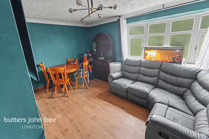 3 Bedroom Semi-Detached House For Sale In Newmount Road, Stoke-On-Trent, ST4