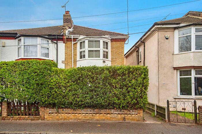 2 Bedroom Semi Detached House For Sale In South Road, South Ockendon, RM15