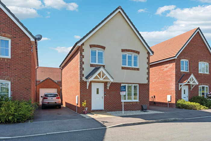 4 Bedroom Detached House For Sale In Chequers End, Harwell, OX11