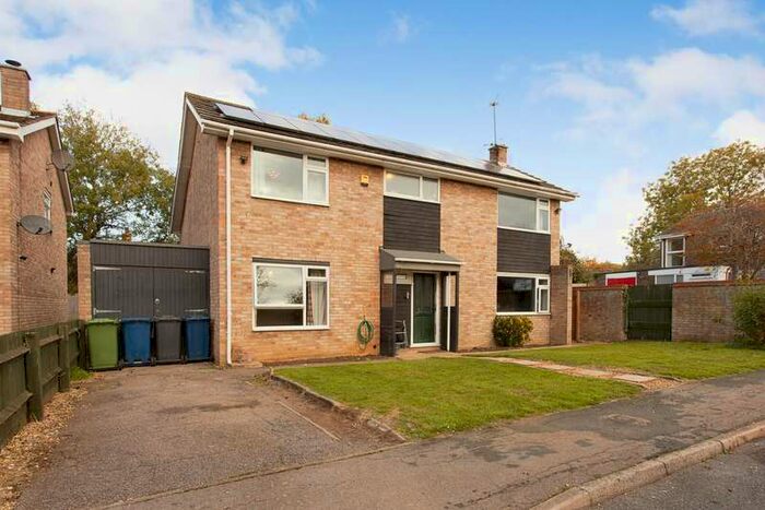 5 Bedroom Detached House For Sale In Rogers Close, Elsworth, Cambridge, Cambridgeshire, CB23