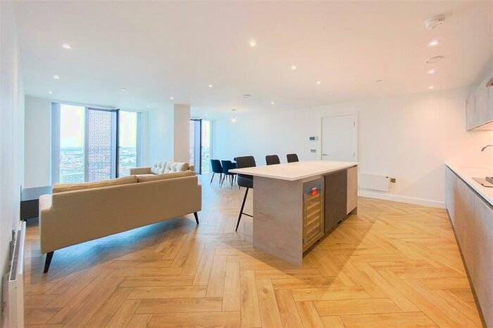 2 Bedroom Apartment To Rent In Elizabeth Tower, M15