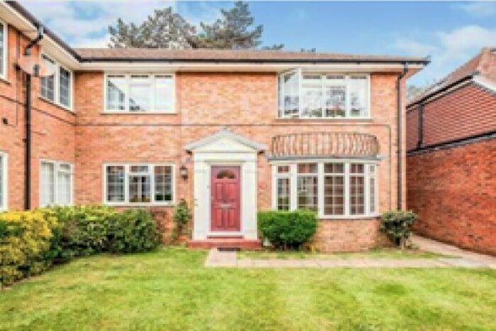 2 Bedroom Flat To Rent In St. Lawrence Avenue, Worthing BN14