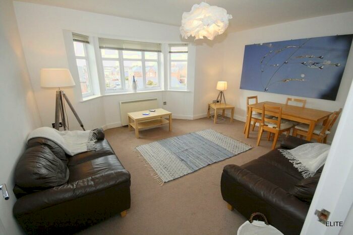 2 Bedroom Apartment To Rent In New Durham Courtyard, Gilesgate, DH1