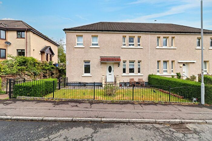2 Bedroom Flat For Sale In Whirlie Road, Crosslee, Renfrewshire, PA6
