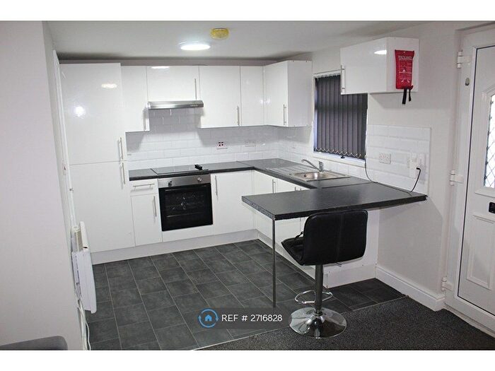 1 Bedroom Flat To Rent In Monthermer Road, Cardiff, CF24