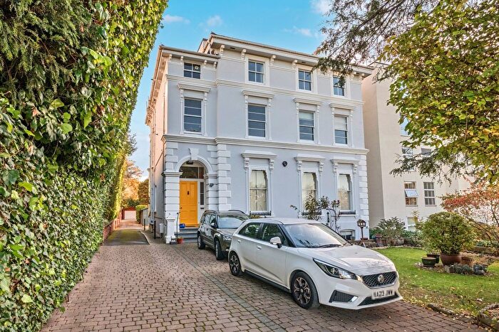 2 Bedroom Flat To Rent In Evesham Road, Cheltenham, GL52