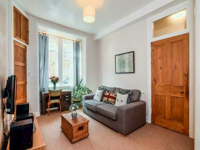 1 Bedroom Flat To Rent In Springvalley Terrace, Morningside, Edinburgh, EH10