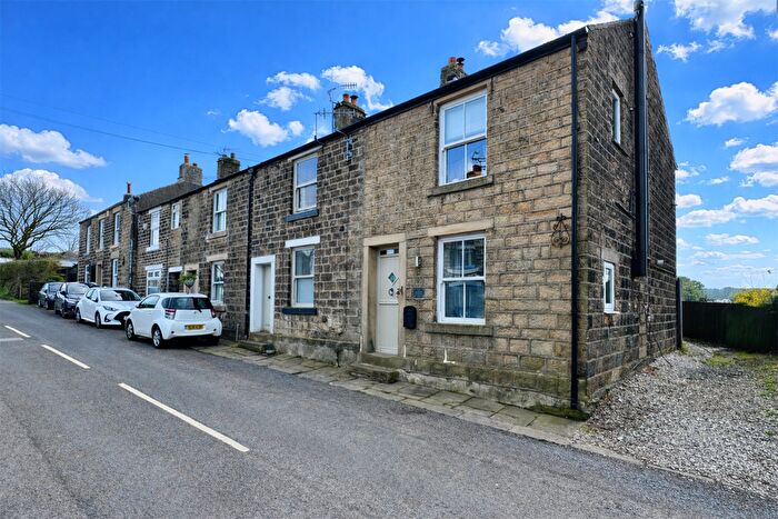 2 Bedroom End Terrace House For Sale In Padfield Main Road, Padfield, Glossop, SK13