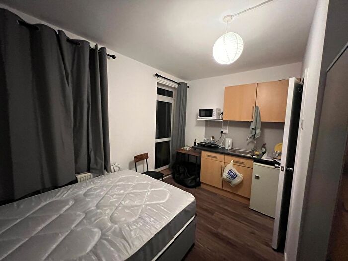 Studio To Rent In Besant House Boundary Road, London, NW8