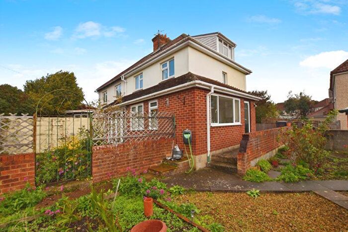 3 Bedroom Semi-Detached House For Sale In Fairfield Road, Salisbury ***No Onward Chain***, SP1