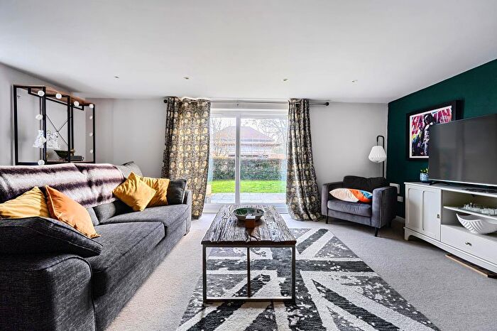 3 Bedroom Detached House To Rent In Upper Green, Hungerford, RG17