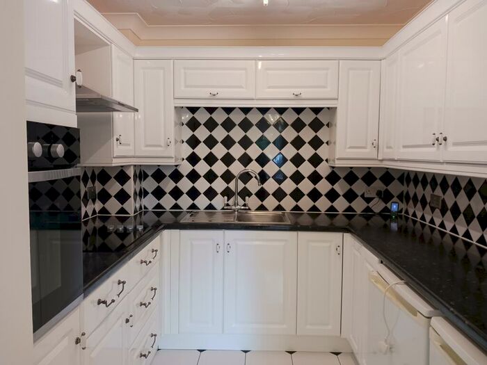 1 Bedroom Retirement Property To Rent In Swallow Court, Clanfield., PO8