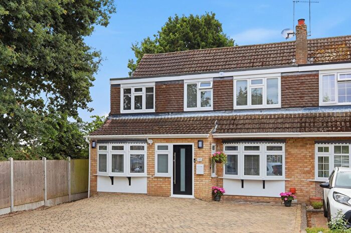 4 Bedroom Semi-Detached House For Sale In Stoney Hills, Ramsden Heath, CM11