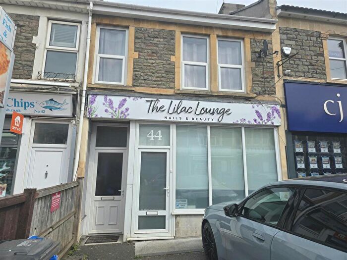 2 Bedroom Apartment To Rent In Sandy Park Road, Brislington, BS4