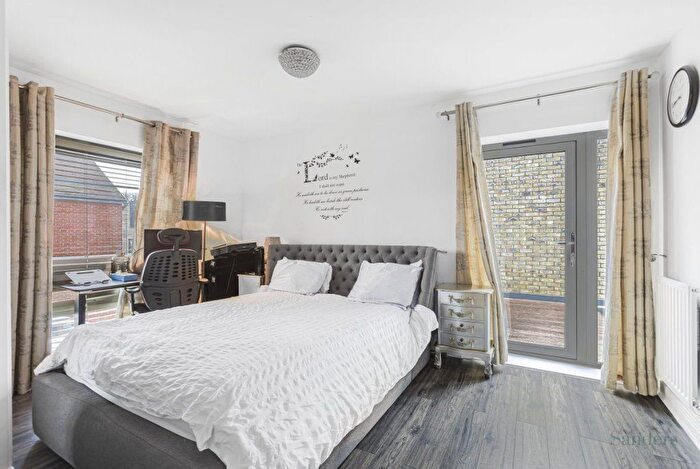 3 Bedroom Property For Sale In Findings Lane, Newhall, Harlow, CM17