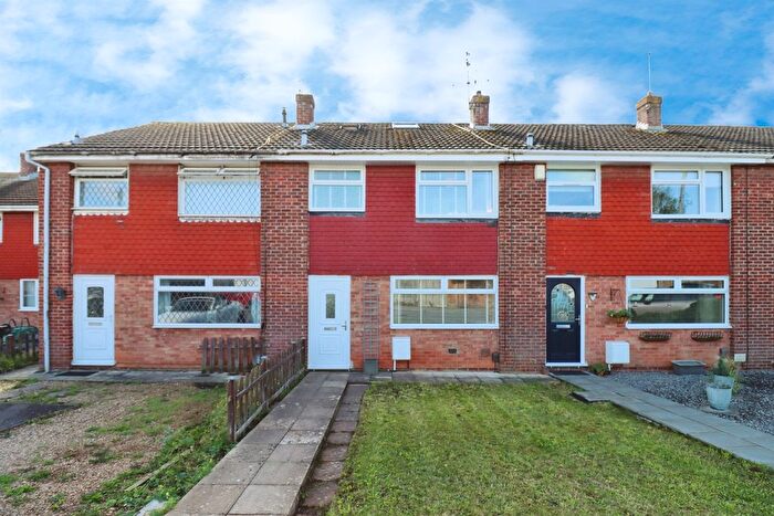 4 Bedroom Terraced House For Sale In Tudor Close, Oldland Common, Bristol, BS30