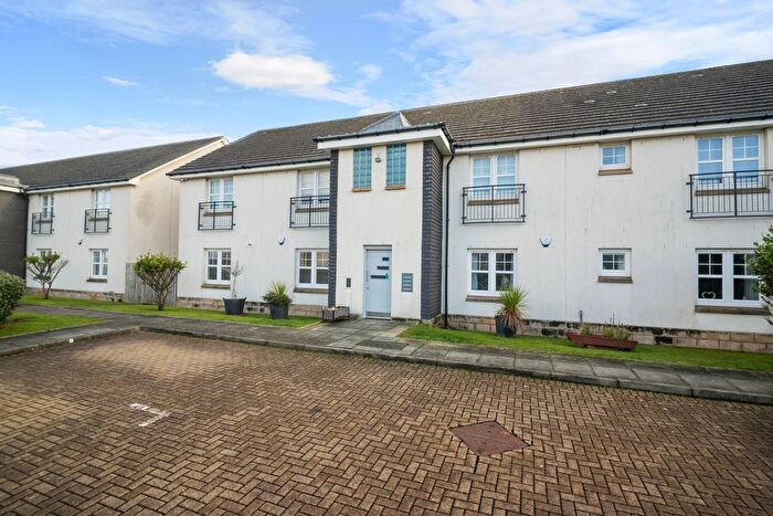 2 Bedroom Flat For Sale In Belfast Quay, Irvine, KA12