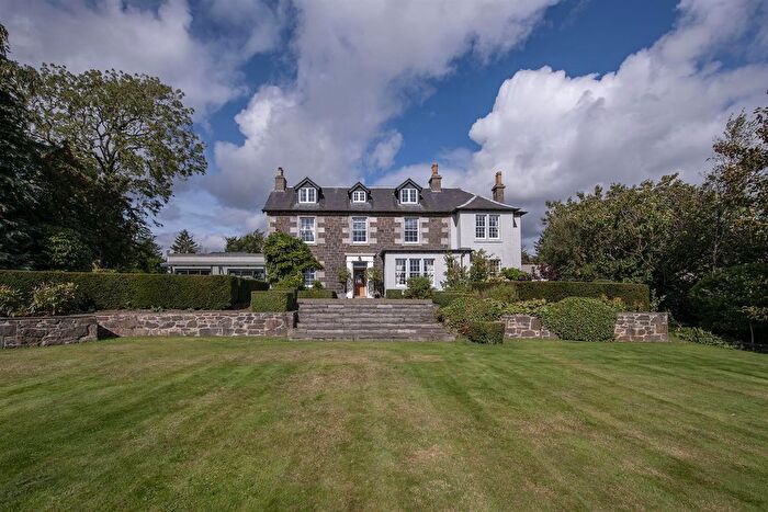 7 Bedroom Detached House For Sale In Tillyrie House, Milnathort, KY13