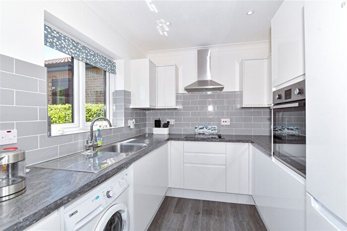 2 Bedroom Terraced Bungalow For Sale In Russet Court, Coxheath, Maidstone, Kent, ME17